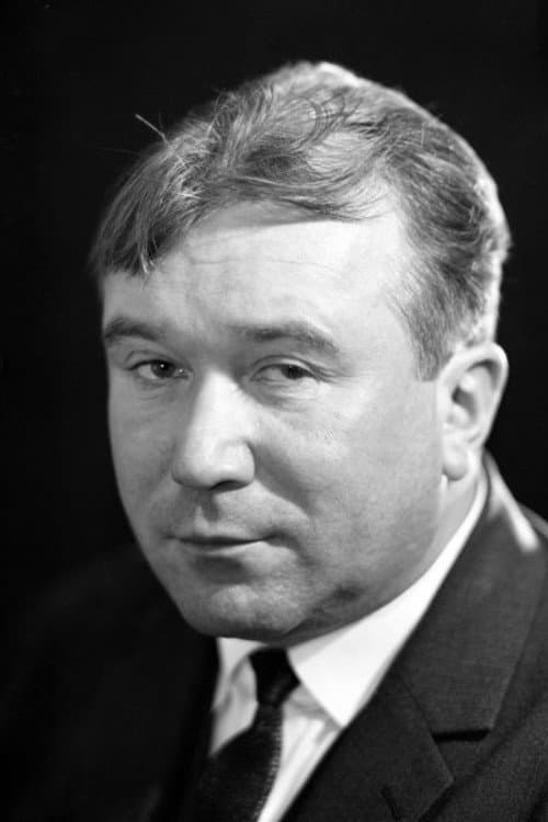 Юрий Медведев